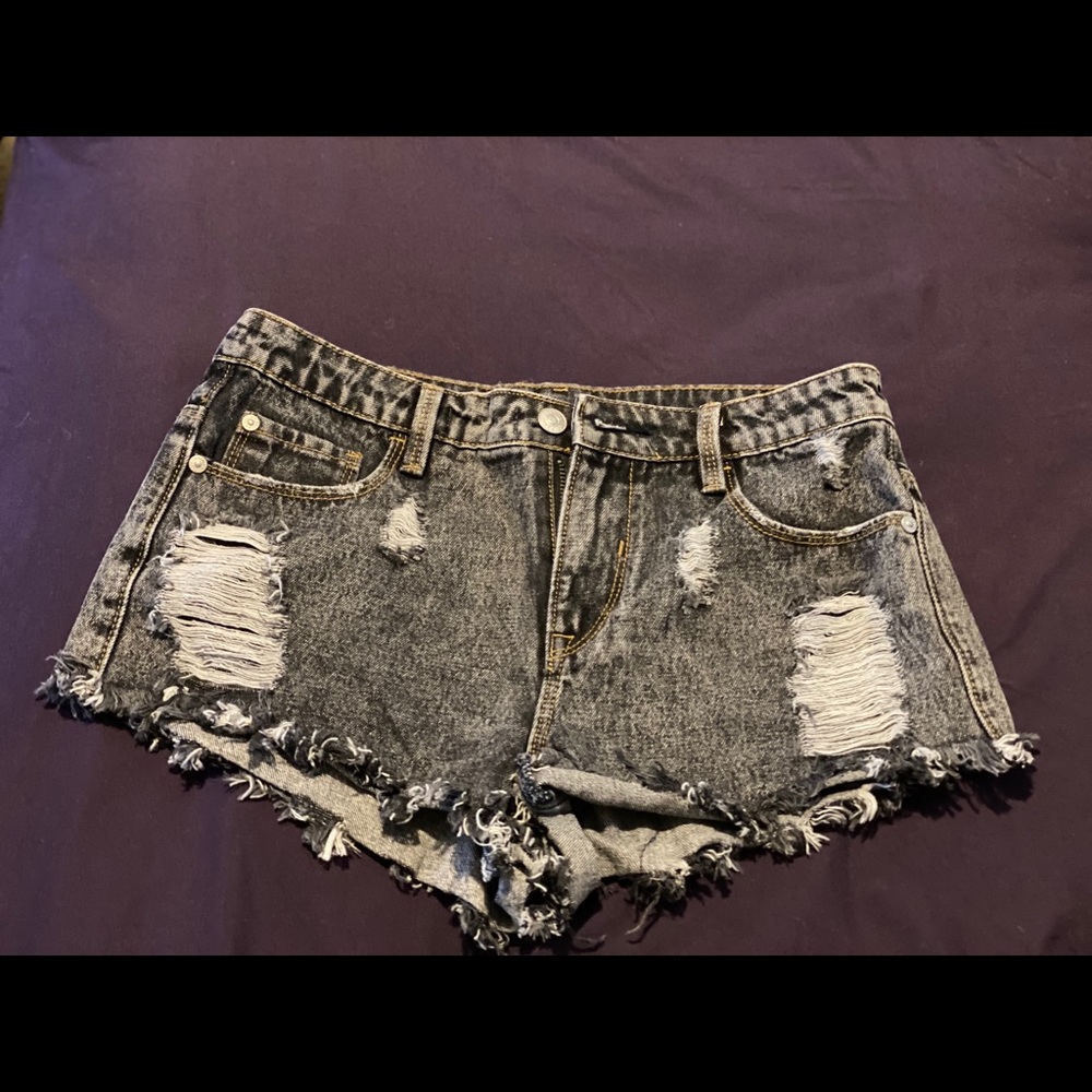 Size 5/6 Delias Jean Shorts